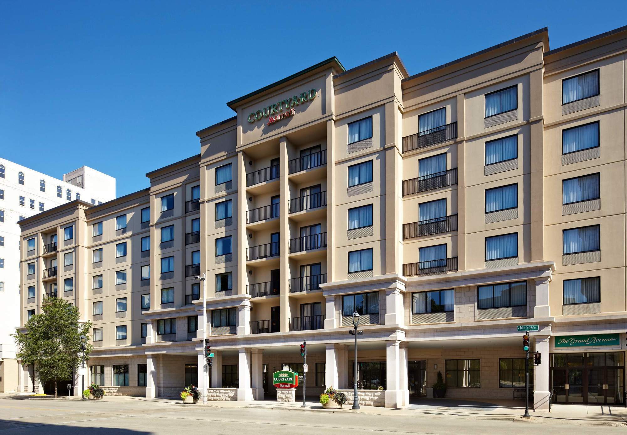 Hotel Courtyard Milwaukee Downtown Exterior foto